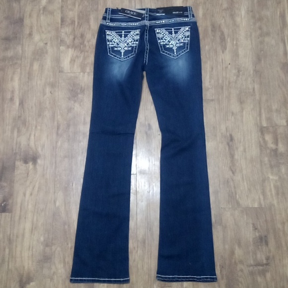 Grace in LA Women's 27 Embroidered Shimmer Boot Cut NWT - Picture 3 of 8